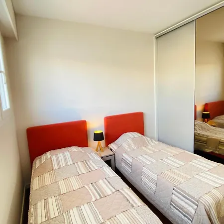 élegant Avec Balcon, Garage Et Wifi En Bord De - Fr-1-92-889 Les Sables-dʼOlonne