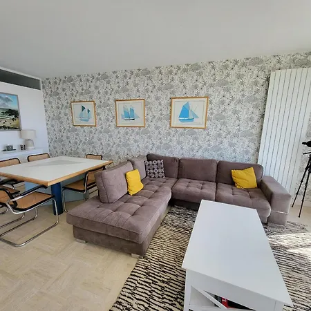 Elegant Avec Balcon, Garage Et Wifi En Bord De - Fr-1-92-889 Lejlighed *