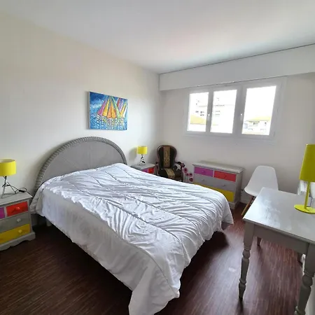 Appartamento élegant Avec Balcon, Garage Et Wifi En Bord De - Fr-1-92-889 *