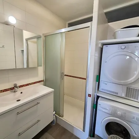 élegant Avec Balcon, Garage Et Wifi En Bord De - Fr-1-92-889 Appartamento